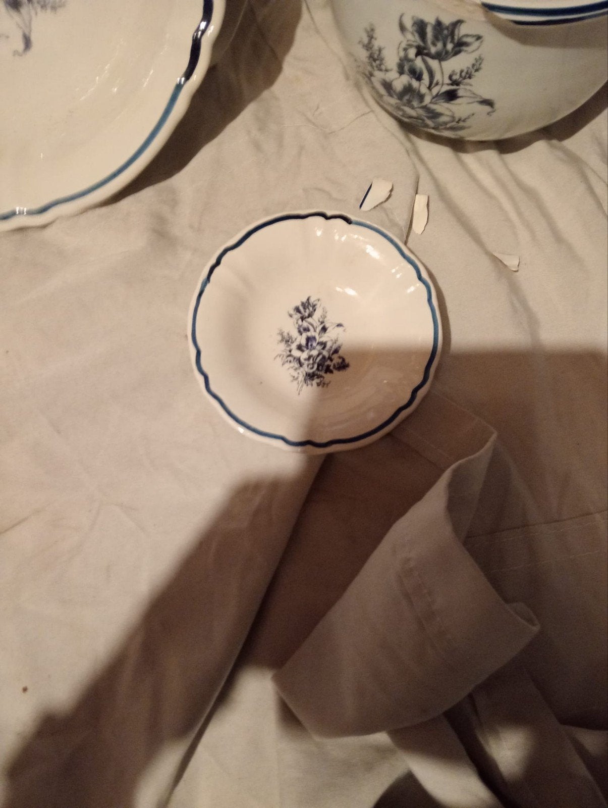 Antiek servies, Ophalen