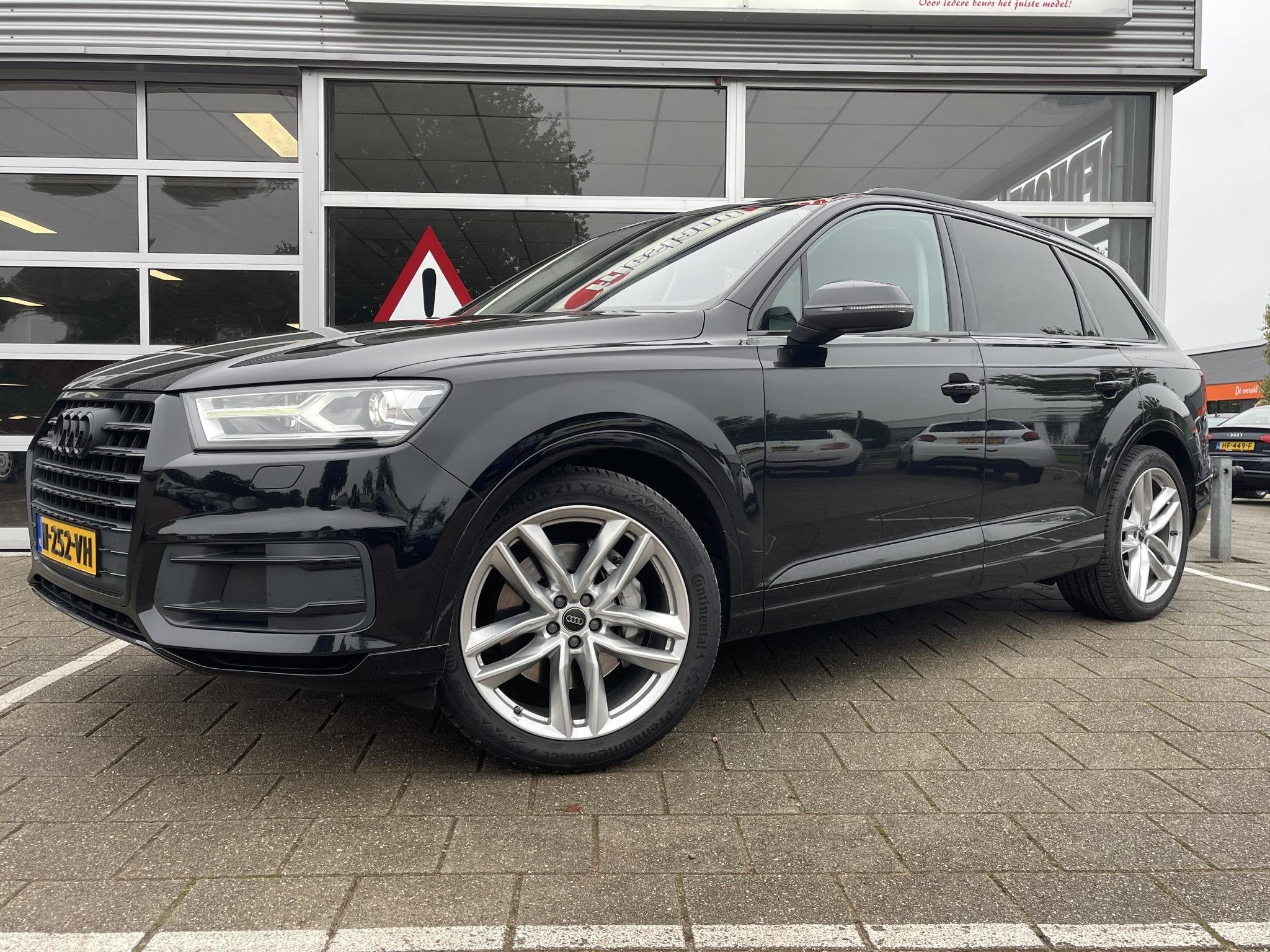 Audi Q7 3.0 TFSI quattro Pro Line + 7p /Luchtvering/leder/on, 2005 kg, Gebruikt, Euro 6, Met garantie (alle)