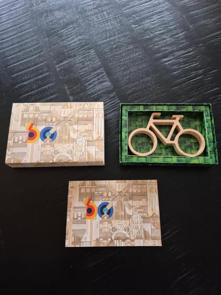 Houten fietsje Marcel Wanders Randstad 2021, Ophalen of Verzenden, Nieuw, Overige onderwerpen