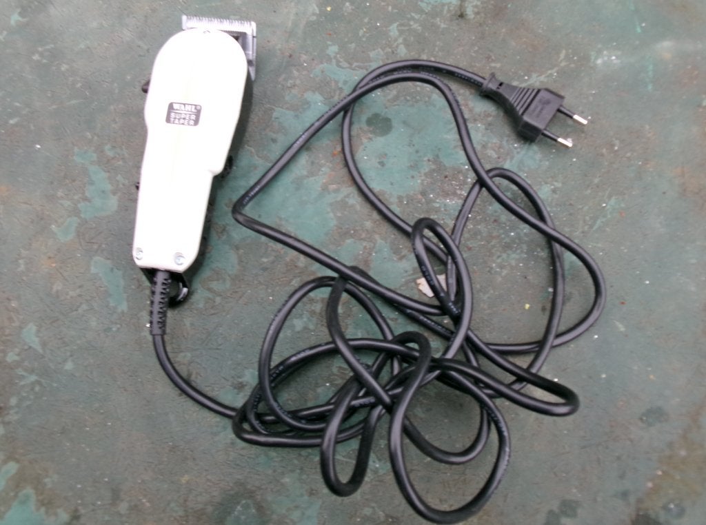 Te koop WAHL super taper tondeuse 220 v, Ophalen of Verzenden, Zo goed als nieuw, Haarverzorging