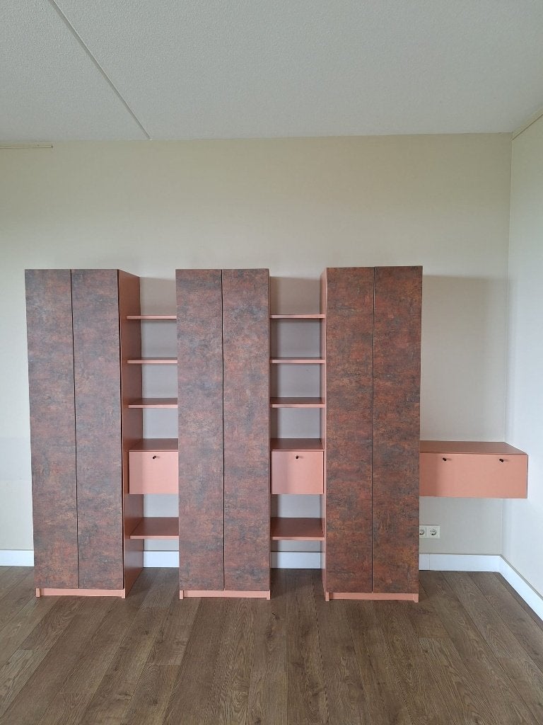 Design wandkast, Huis en Inrichting, Ophalen, 250 tot 300 cm, Met deur(en), Zo goed als nieuw
