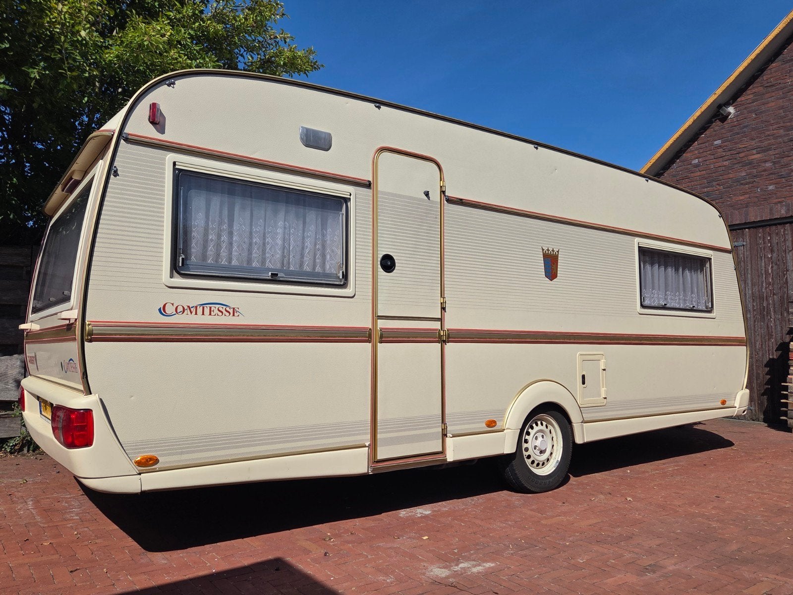 Goed onderh. Tabbert 540E Comtesse uit  2005, Rondzit, Tabbert, 5 tot 6 meter, 1250 - 1500 kg