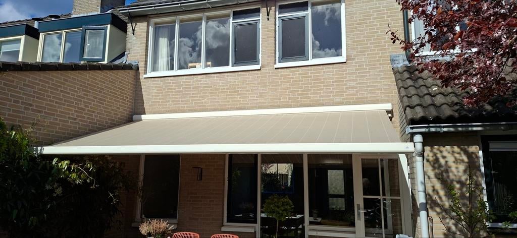 Brustor Knikarmscherm - Zo goed als nieuw, Ophalen, 450 cm of meer, Zo goed als nieuw, 150 tot 300 cm