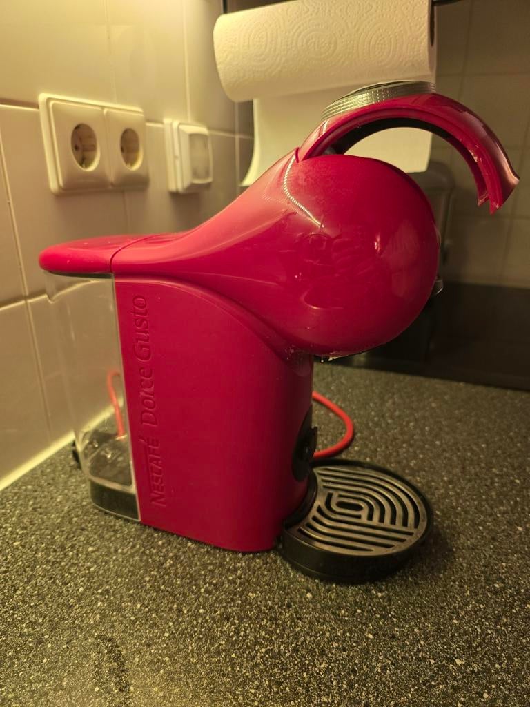 Nescafé Dolce Gusto Koffiemachine - Rood, Ophalen, Gebruikt, Koffiemachine, 2 tot 4 kopjes