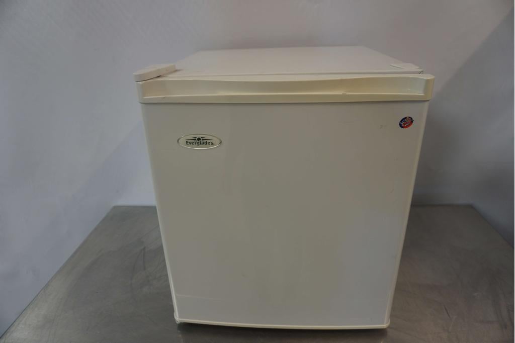 Tafelmodel koelkast mini koelkast, Witgoed en Apparatuur, Koelkasten en IJskasten, Niet ingevuld, Minder dan 75 liter, Niet ingevuld