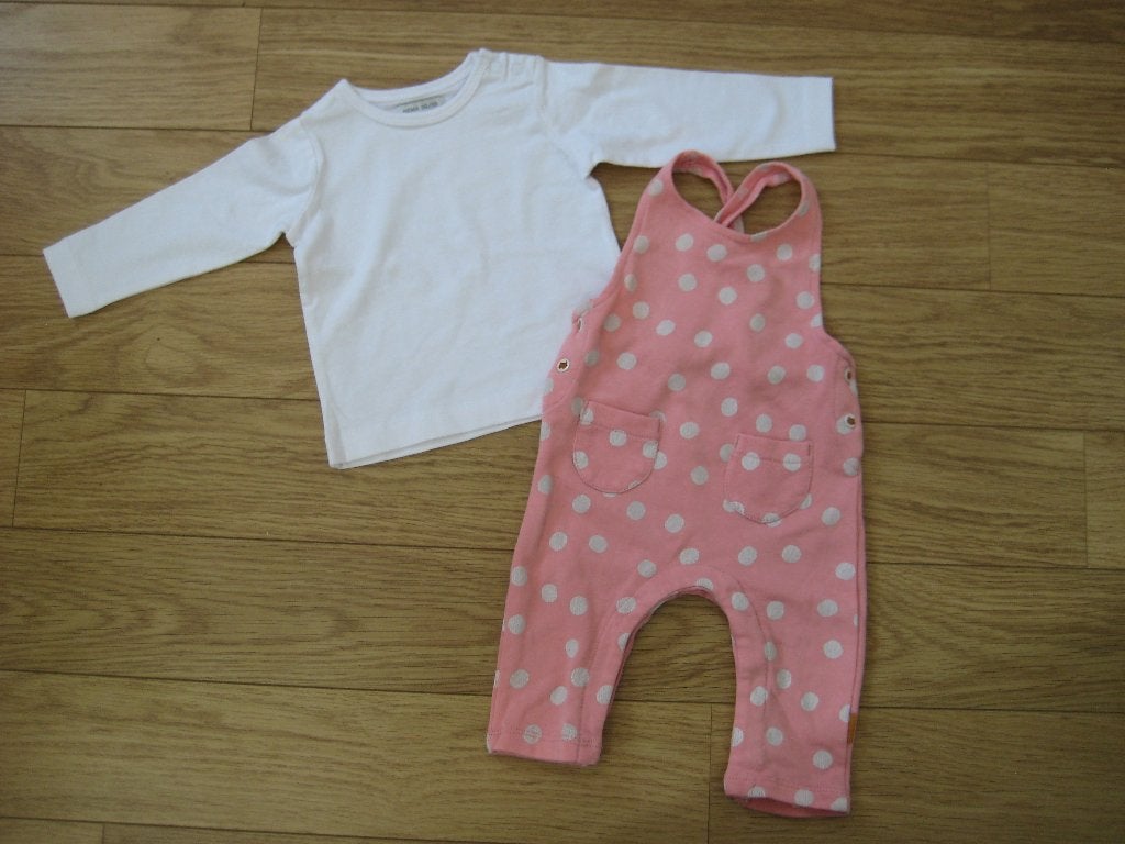 Hema roze tuinbroek met witte stippen+witte longsleeve mt 56, Kinderen en Baby's, Meisje, Ophalen of Verzenden, Zo goed als nieuw