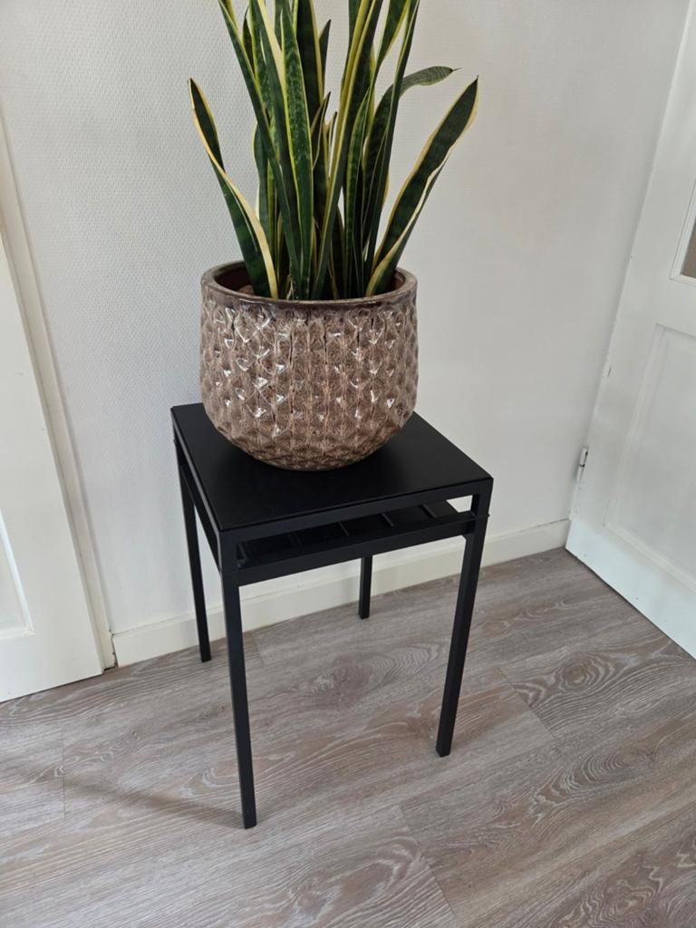 IKEA NYBODA zwarte/beige kastje/bijzettafel, Huis en Inrichting, Ophalen of Verzenden, Hout