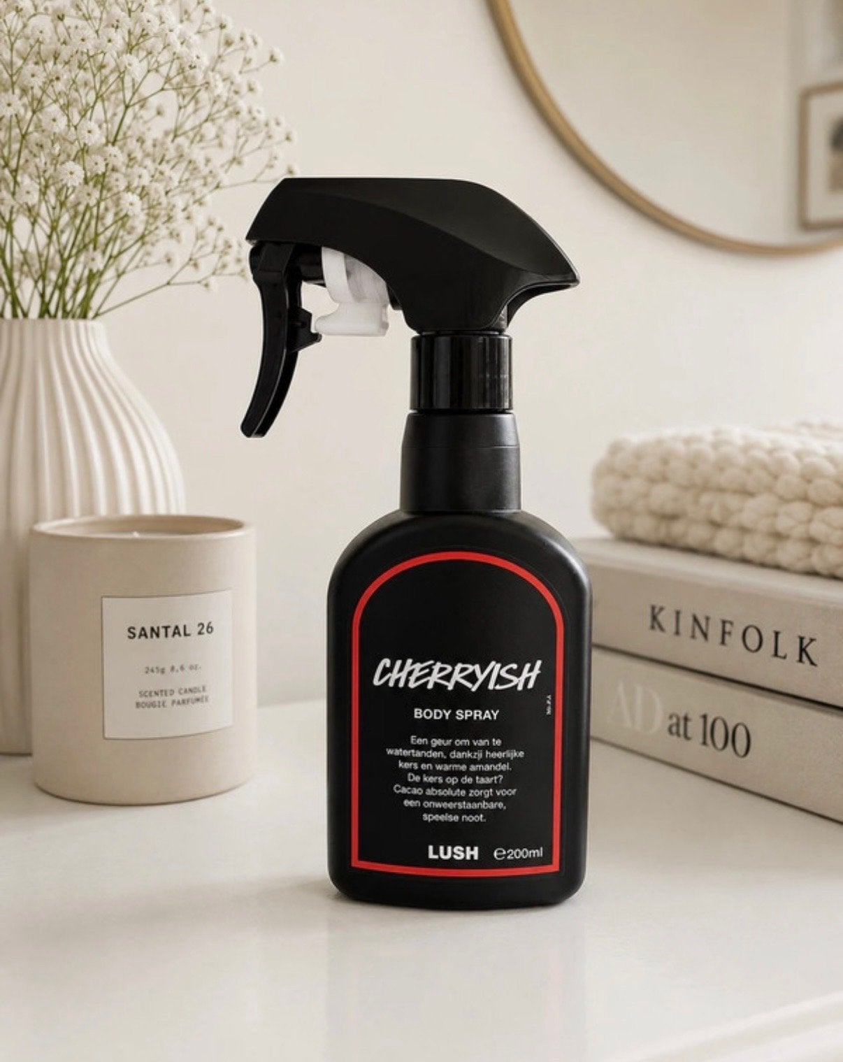Lush Cherryish Body Spray, Sieraden, Tassen en Uiterlijk, Uiterlijk | Parfum, Verzenden, Zo goed als nieuw