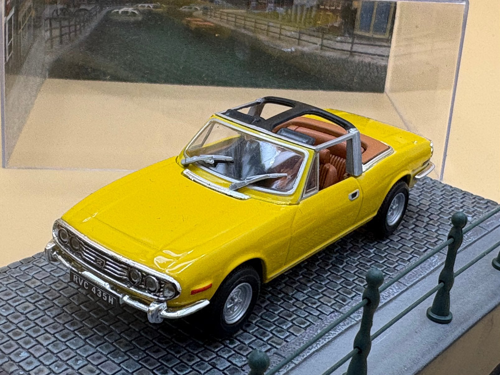 Triumph Stag 1/43 James Bond - Diamonds are Forever, Hobby en Vrije tijd, Verzenden, Gebruikt, Auto, Overige merken