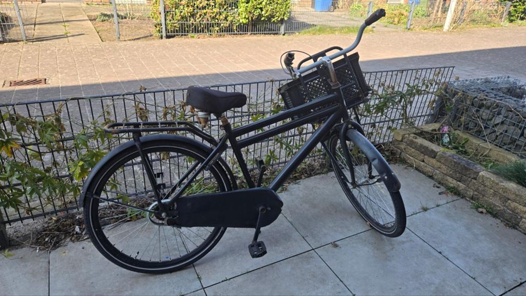 26 inch fiets, gebruikt, inclusief mandje, nieuwe band, Ophalen, Gebruikt, 26 inch of meer