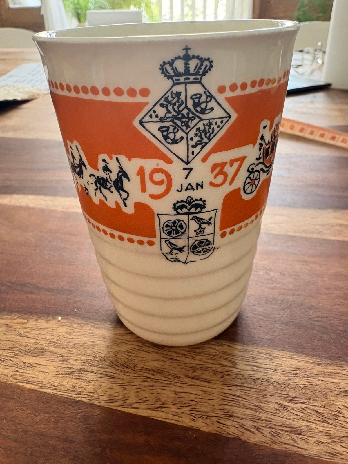 Beker Regout huwelijk Juliana, Ophalen of Verzenden, Zo goed als nieuw, Servies
