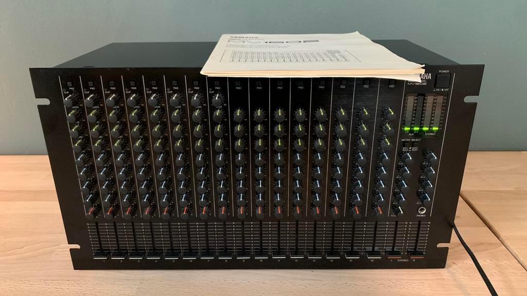 Yamaha MV1602 16 kanaals rack mixer 80’s - 2, Muziek en Instrumenten, Mengpanelen, Ophalen of Verzenden, Gebruikt, 10 tot 20 kanalen