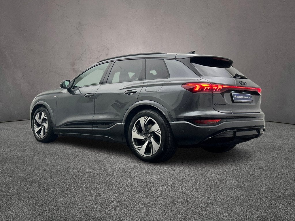 Audi Q6 e-tron, Auto's, Audi, Automaat, 2000 kg, 2100 kg, SUV of Terreinwagen
