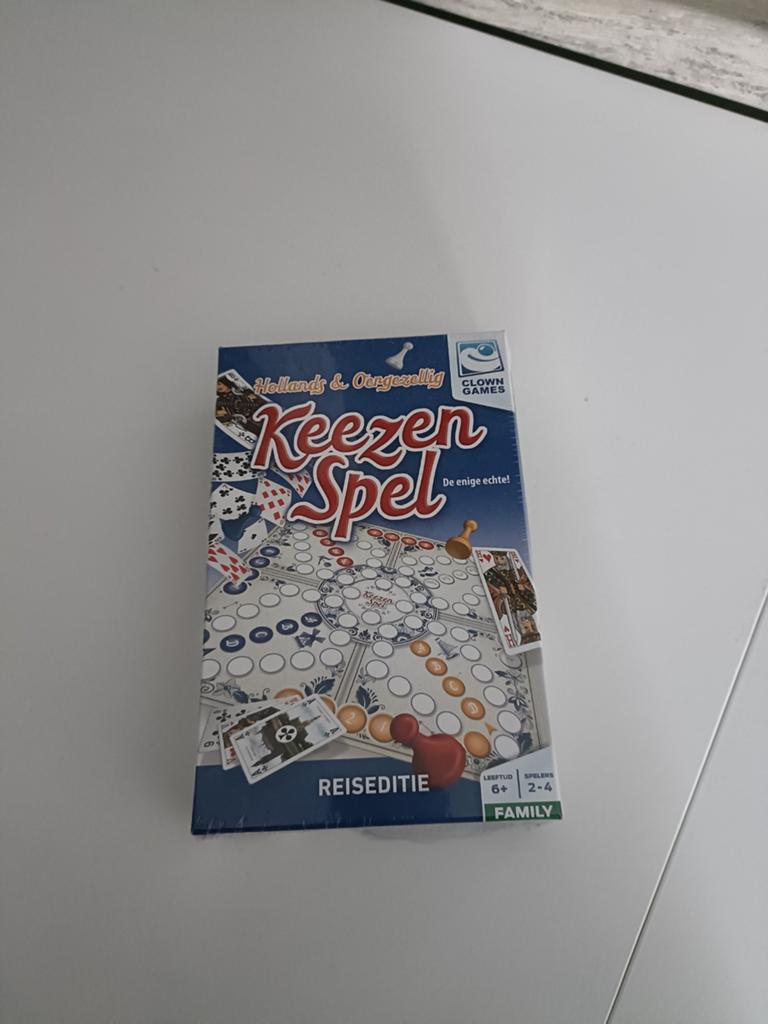 Keezen Spel Reiseditie - Het gezelligste bord- en kaartspel, Clown Games, Nieuw, Ophalen of Verzenden, Een of twee spelers