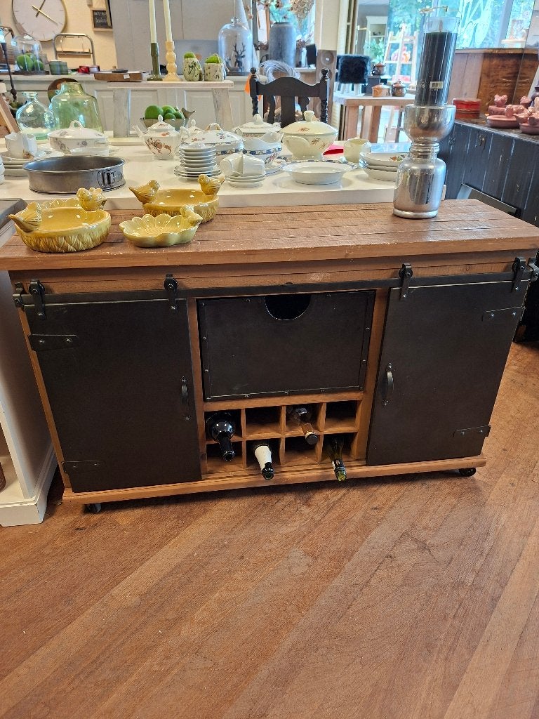 Industrieel dressoir/tv-meubel/wijnkast, Huis en Inrichting, Gebruikt, 100 tot 150 cm, Met lade(s), 25 tot 50 cm