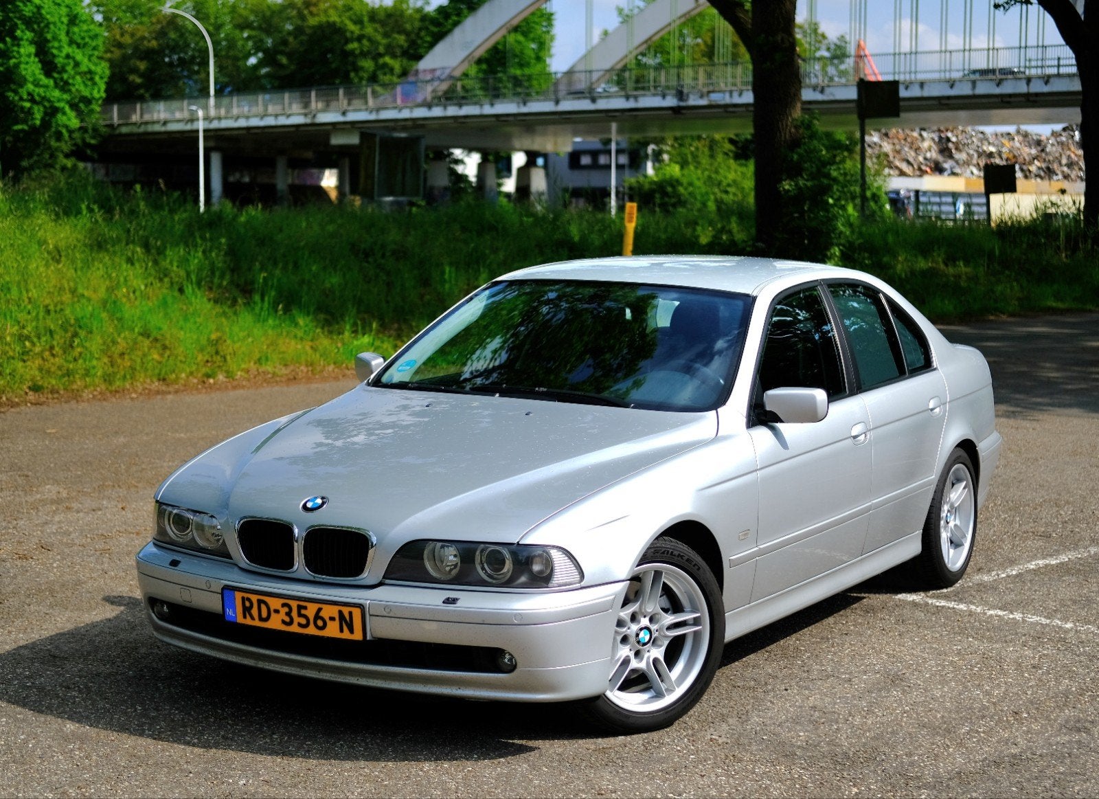 BMW 530i e39 - M-onderstel - Top onderhouden, Auto's, BMW, Particulier, 5-Serie, Airbags, Airconditioning, Automatische klimaatregeling