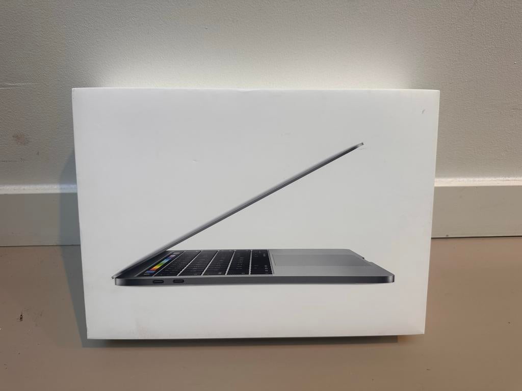 Lege doos Apple MacBook Pro 13 inch, Computers en Software, Apple Macbooks, Zo goed als nieuw, MacBook Pro, 13 inch, Ophalen of Verzenden