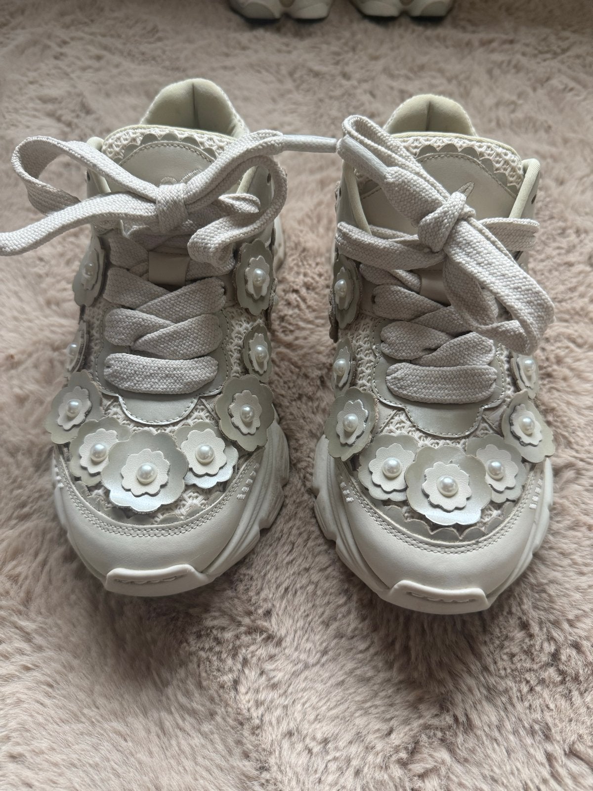 Axel Arigato sneakers, Beige, Ophalen of Verzenden, Sneakers of Gympen, Zo goed als nieuw
