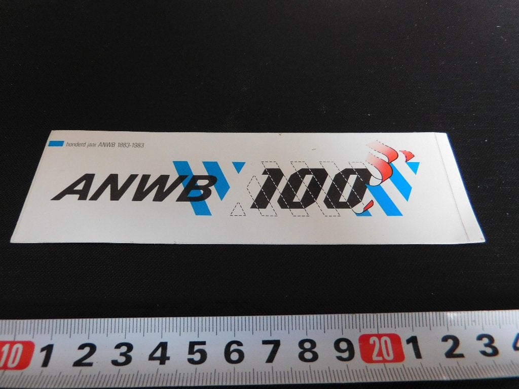 sticker ANWB 100 jaar 1883 - 1983 *, Ophalen, Zo goed als nieuw