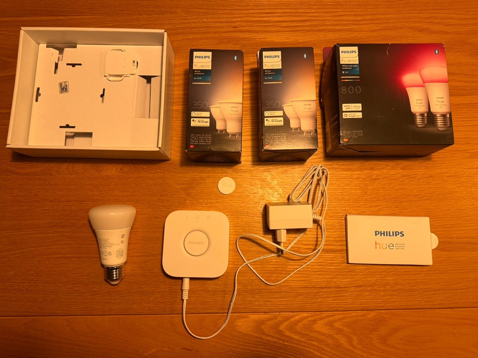 Philips Hue set – 3x E27 Color + 4x GU10 White Amb. + Bridge, Ophalen, Zo goed als nieuw, Led-lamp