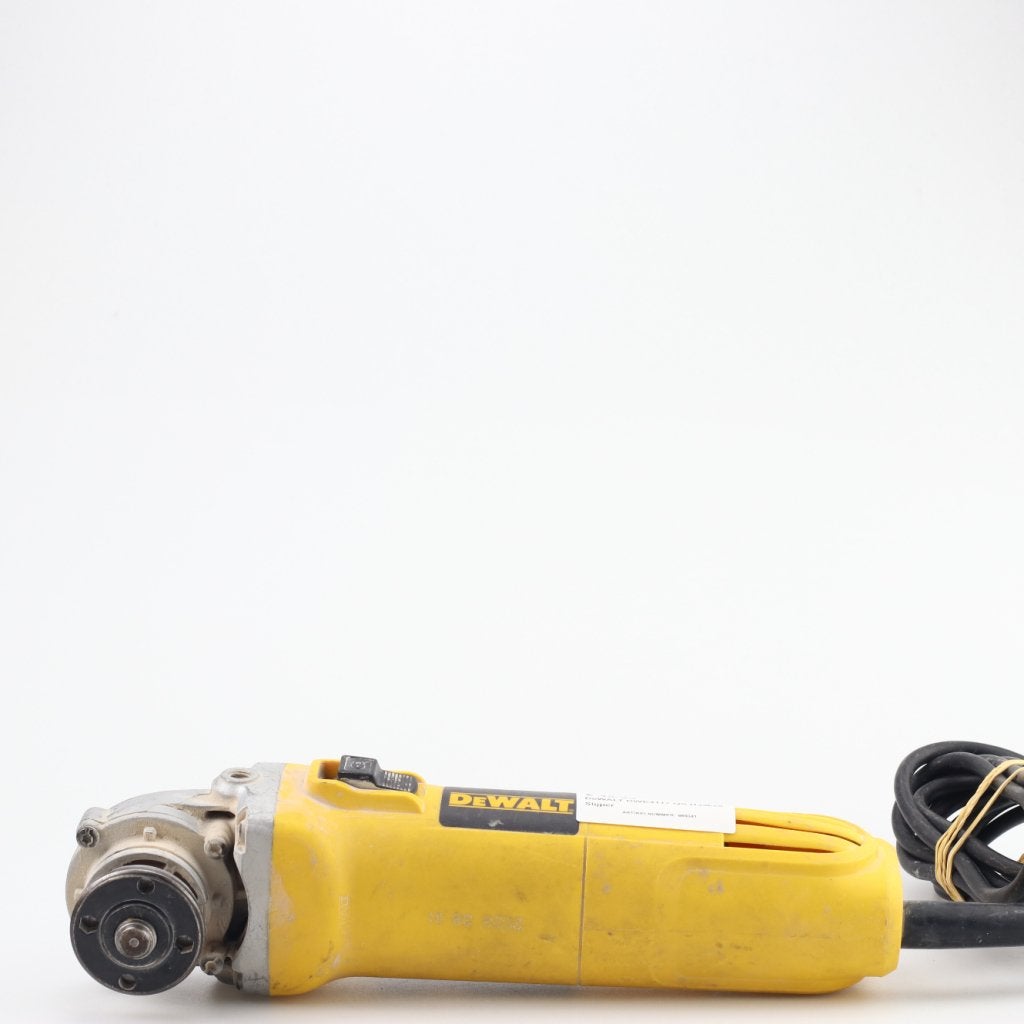 DeWALT DWE4117 QS Haakse Slijper, Dewalt, Zo goed als nieuw, Support@dewalt.com, 701 E. Joppa Road
Towson, MD 21286
USA