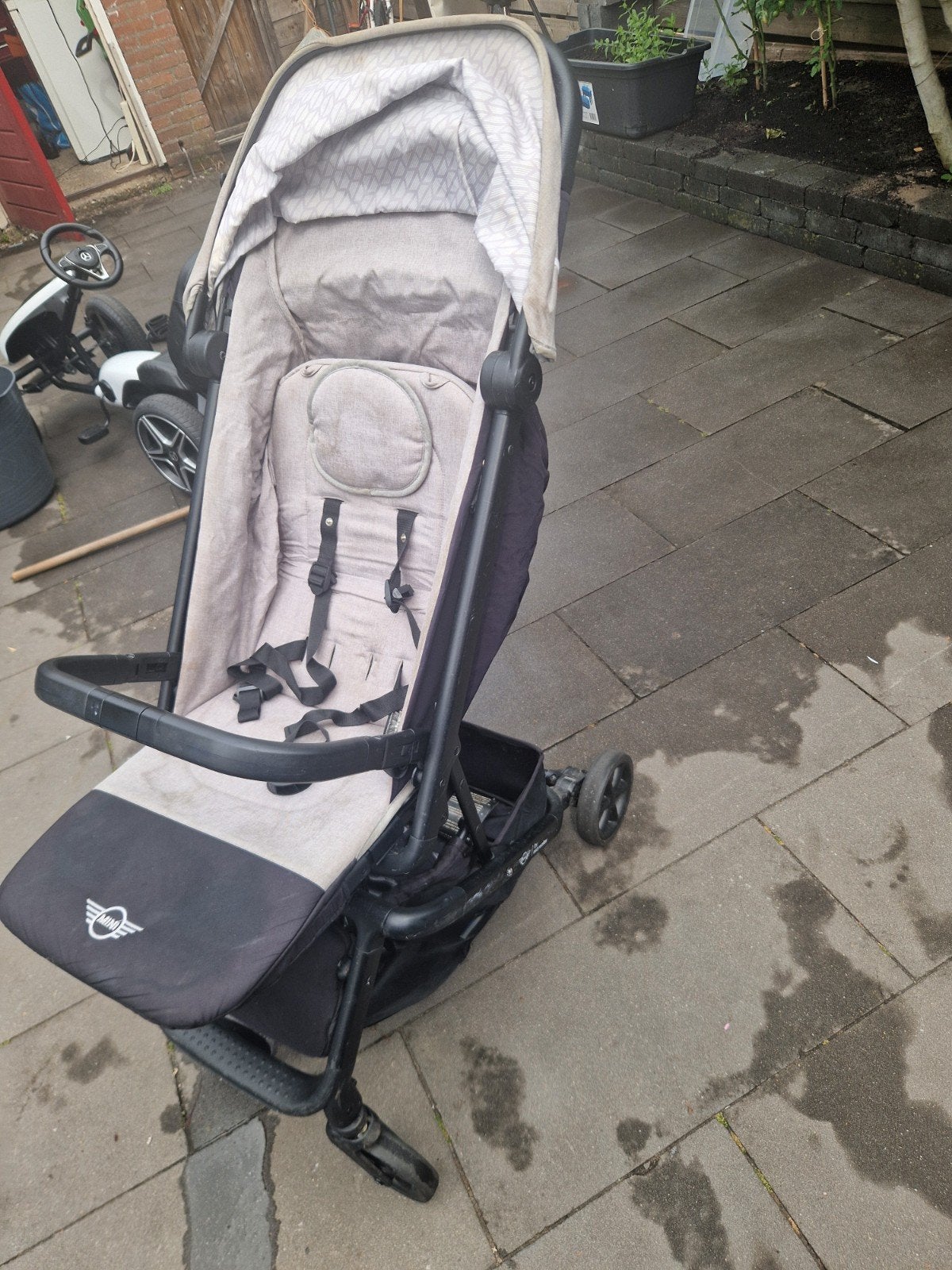 Mini kinderwagen buggy, Ophalen