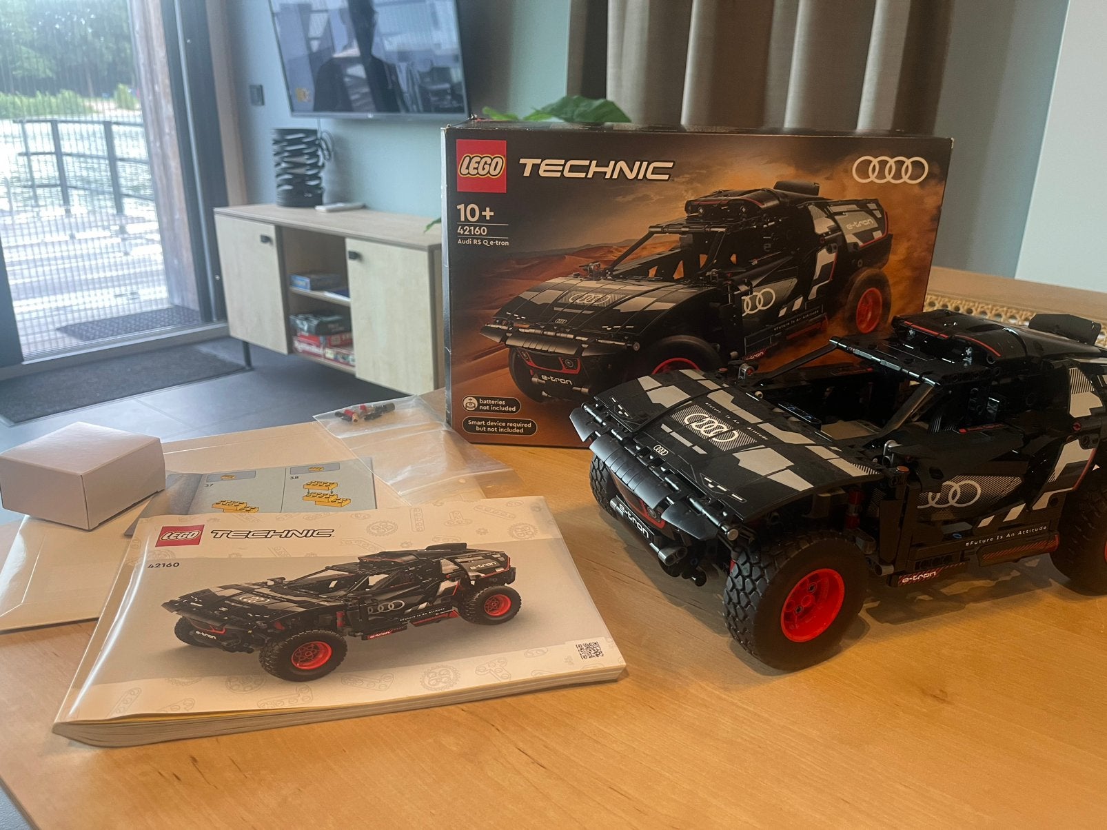 Technisch lego Audi RS Q e-tron 42160, Ophalen of Verzenden, Zo goed als nieuw