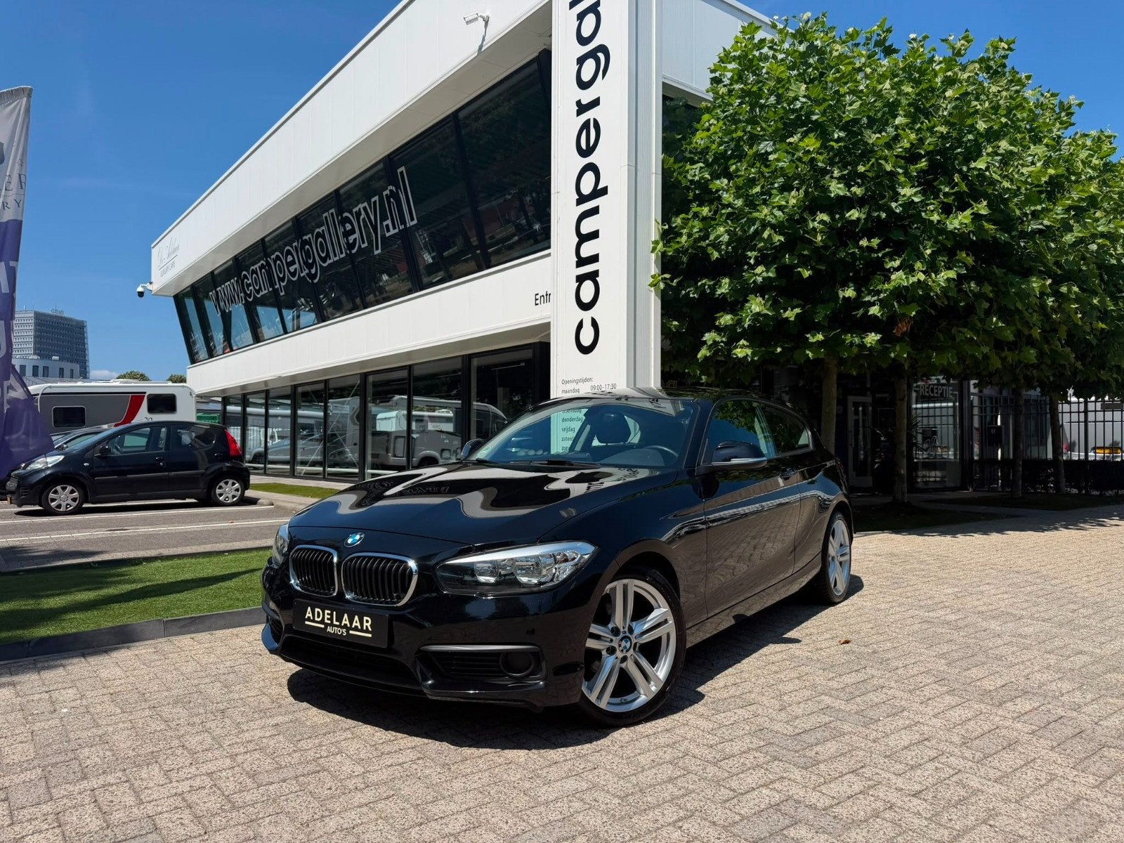 BMW 1-serie 120i 19x BMW 1 serie op voorraad! bmw specialist, Auto's, 1-Serie, Gebruikt, Euro 6, 4 cilinders