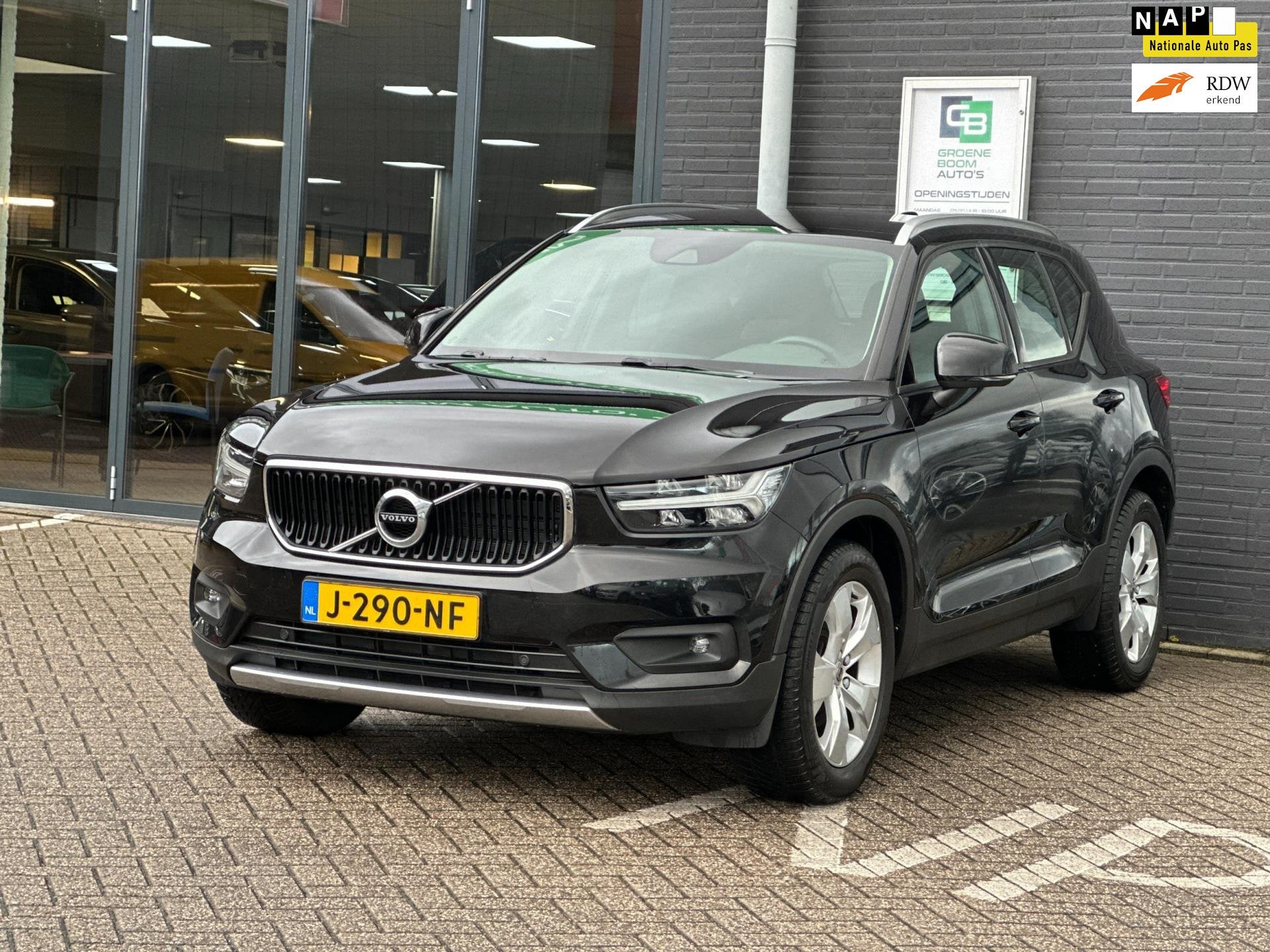 Volvo XC40 1.5 T2 Business Pro/1STE EIG/NAVI/CARPLAY/NL-AUTO, Auto's, Voorwielaandrijving, Stof, Gebruikt, Euro 6