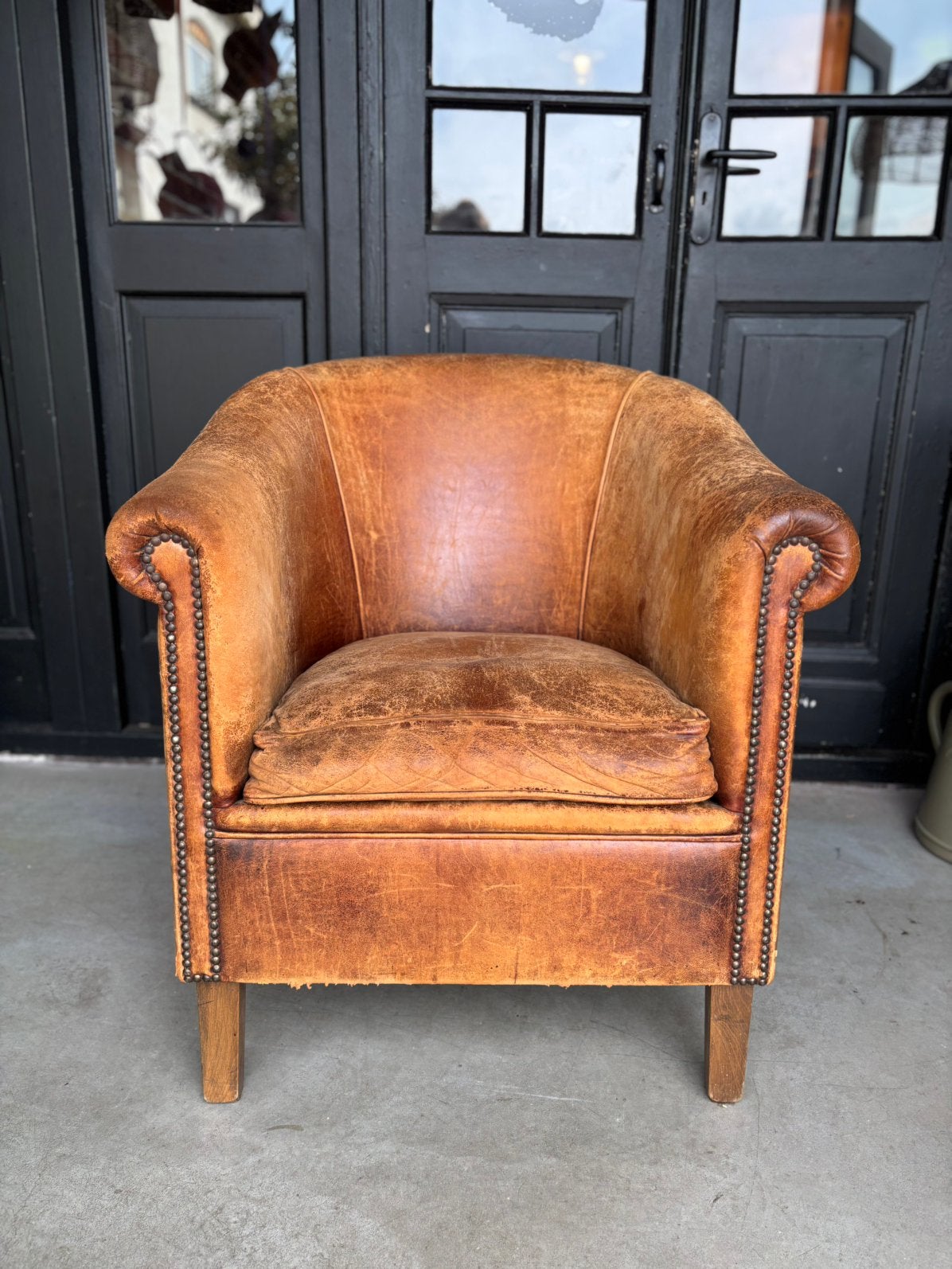 Schapenleren Clubfauteuil Vintage Stoer Geleefd, Ophalen of Verzenden