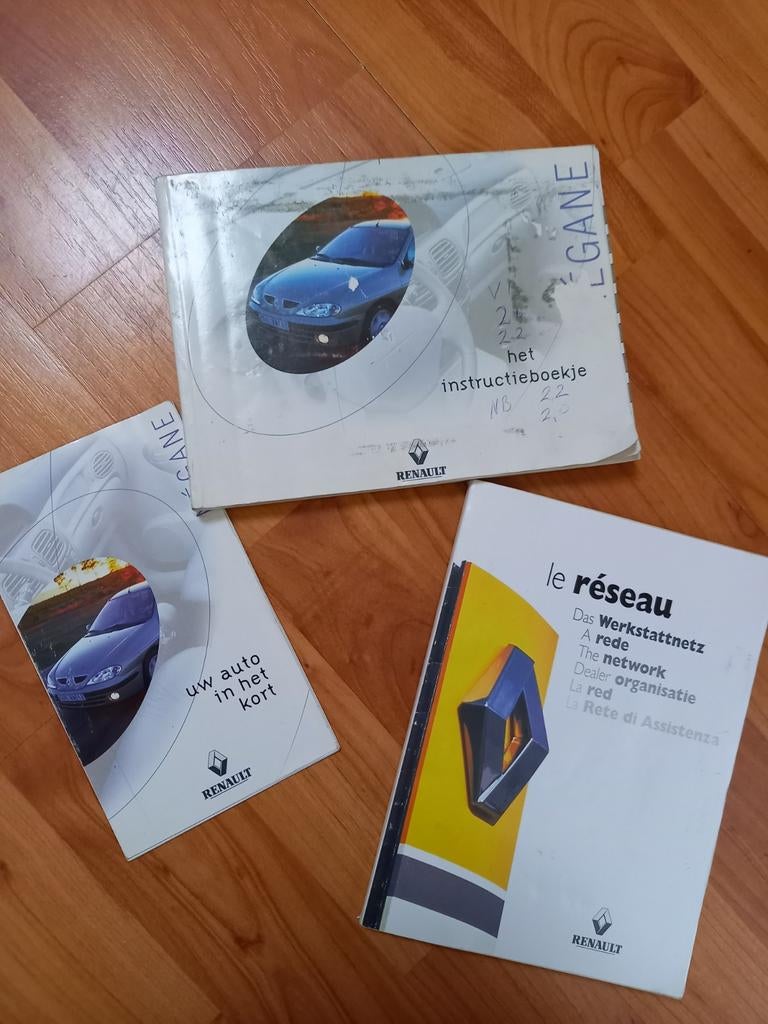 Het instructieboekje Renault Megane, Auto diversen, Handleidingen en Instructieboekjes, Ophalen of Verzenden