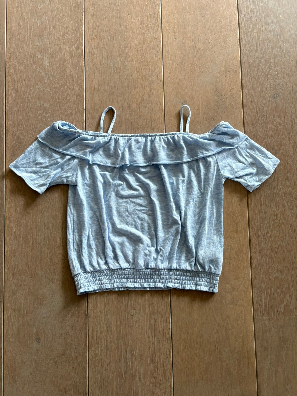 H&M off-shoulder T-shirt lichtblauw maat 146-152, Kinderen en Baby's, Kinderkleding | Maat 146, Ophalen of Verzenden, Zo goed als nieuw