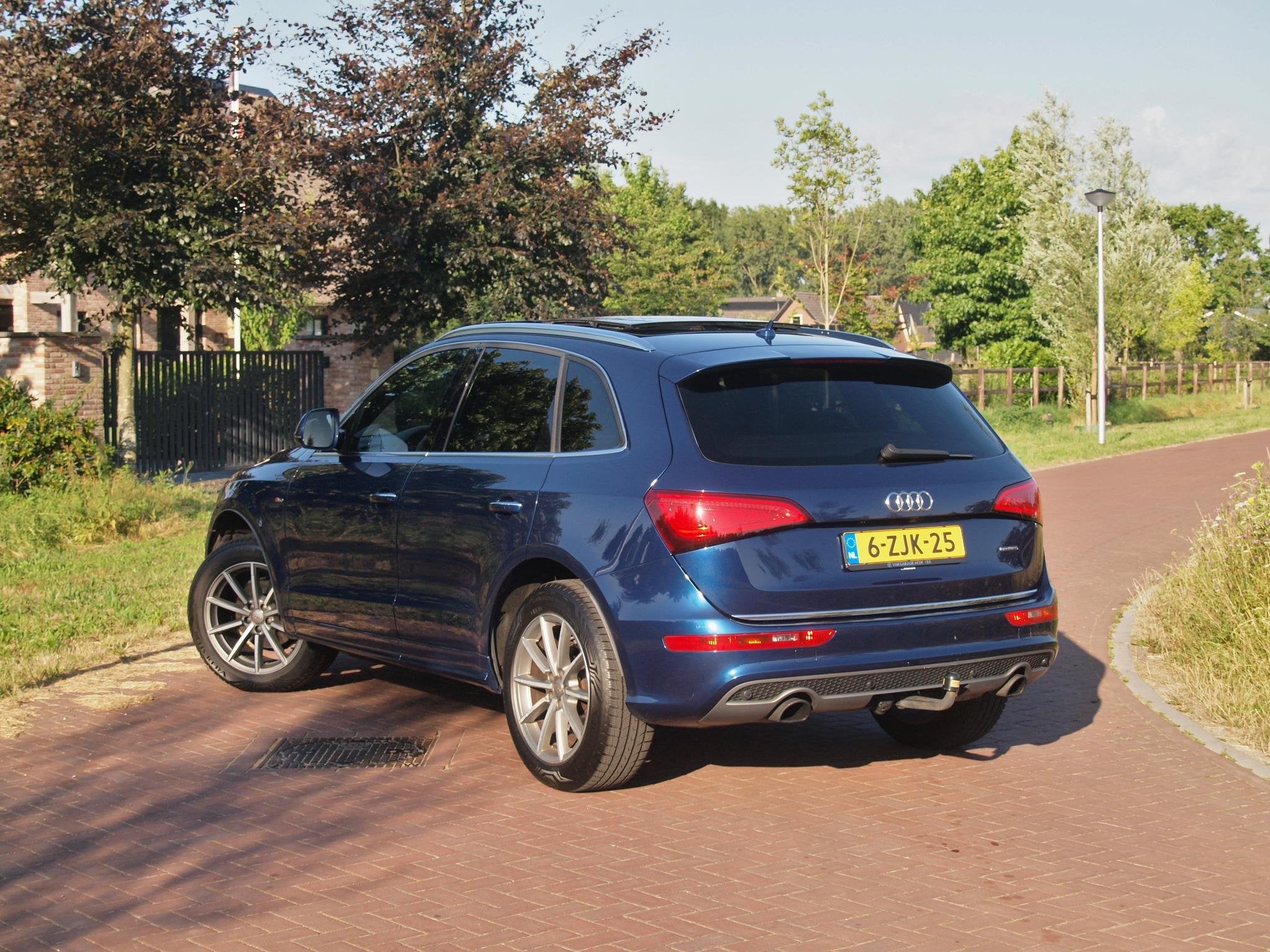 Audi Q5 2.0 TFSI quattro Sport Edition | Panoramadak | Trekh, Automaat, 1730 kg, Automatische klimaatregeling, Gebruikt