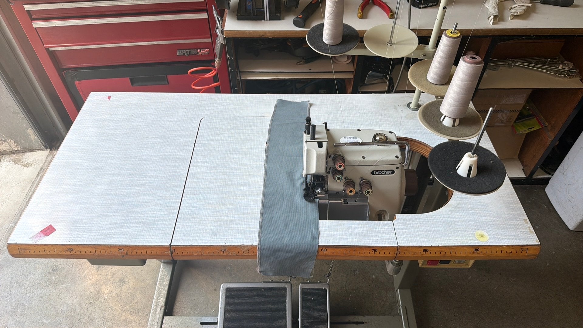 Brother overlock naaimachine 3 of 5 draads, Gebruikt, Ophalen of Verzenden, Lockmachine, Industrieel