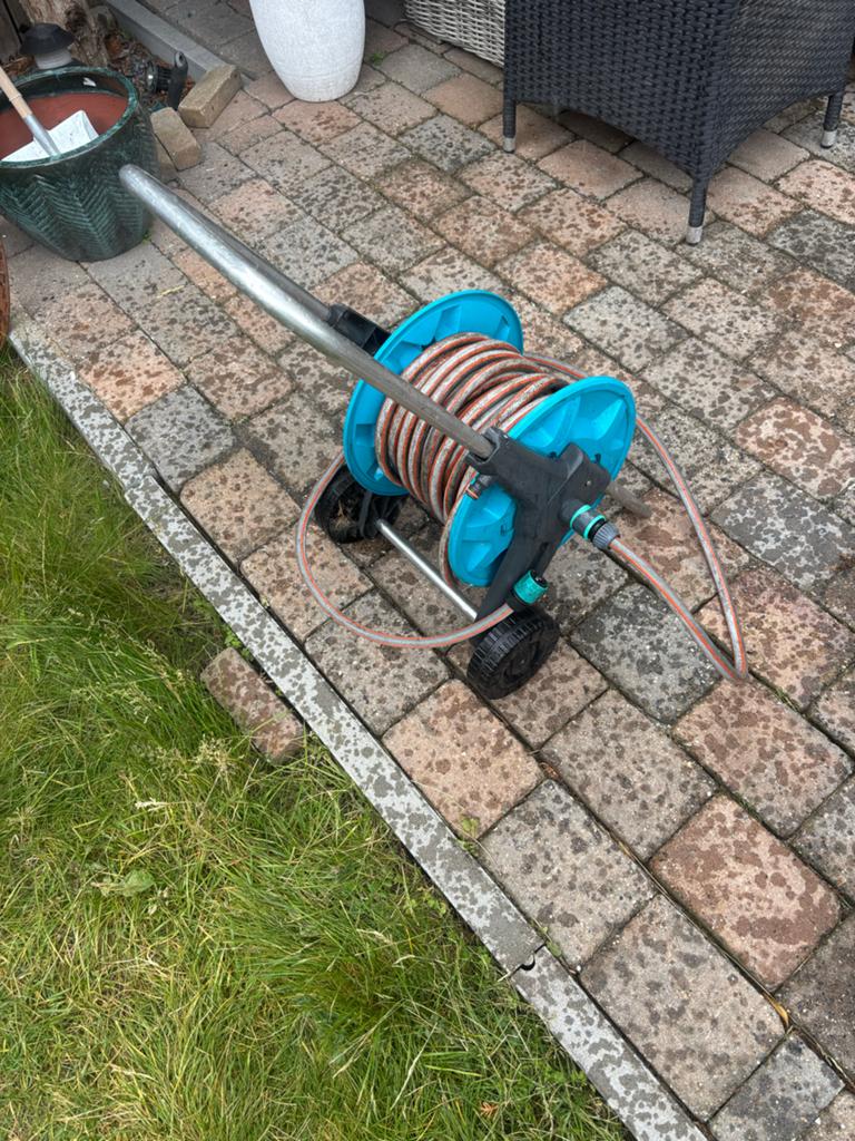 Gardena tuinslang met haspel, Tuin en Terras, Ophalen, Gebruikt, Tuinslang