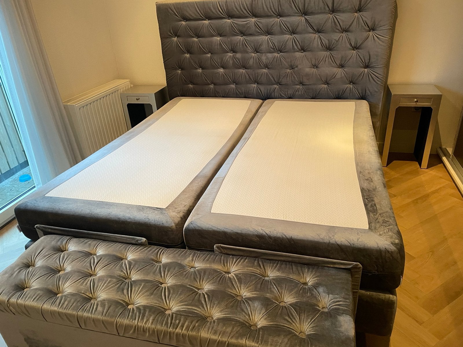 Swiss Sense Bed boxspring 180x210 met dekenkist Zilver Grijs, Ophalen, Gebruikt, 210 cm, Tweepersoons