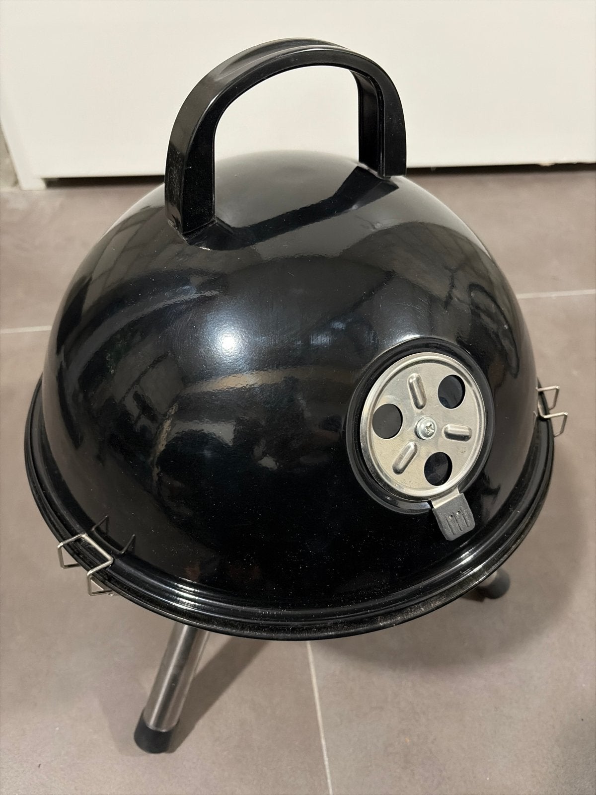 Compacte draagbare barbecue - Ideaal voor onderweg!, Ophalen, Nieuw
