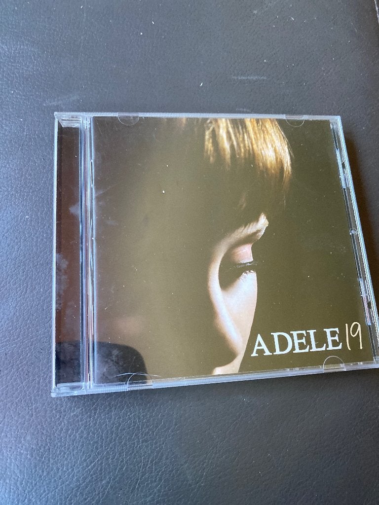 Adele - 19 CD (Pop, Singer-songwriter), Gebruikt, Pop, Ophalen of Verzenden, Album