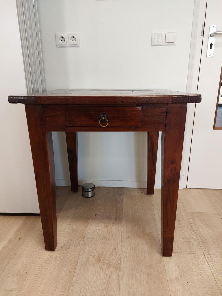 Klein vierkant tafeltje, Huis en Inrichting, Tafels | Sidetables, Ophalen, 25 tot 50 cm, Vierkant, 50 tot 100 cm