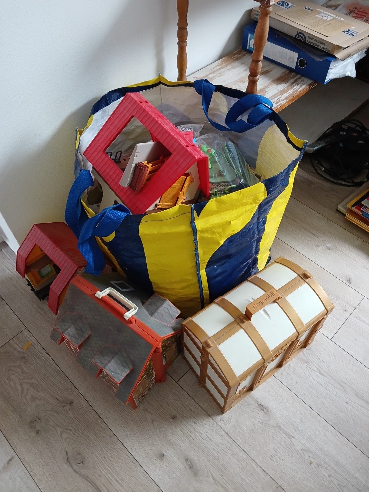 Grote zak Playmobil: 10 kg poppetjes, dieren en onderdelen, Ophalen