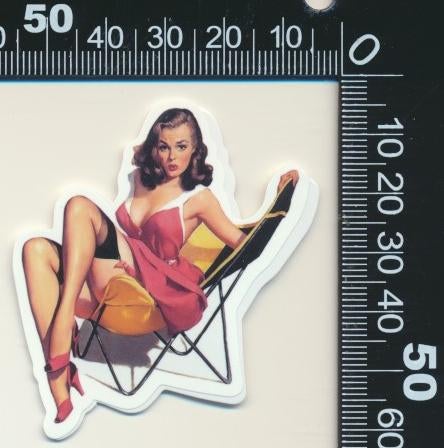 Sticker: Vintage Pin Up Girl (29), Verzamelen, Stickers, Ophalen of Verzenden, Zo goed als nieuw, Bedrijf of Vereniging