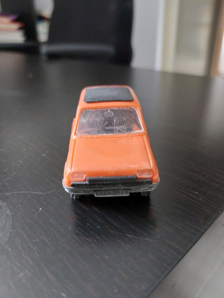 Renault Norev plastic, Ophalen of Verzenden, Zo goed als nieuw, Auto, Norev