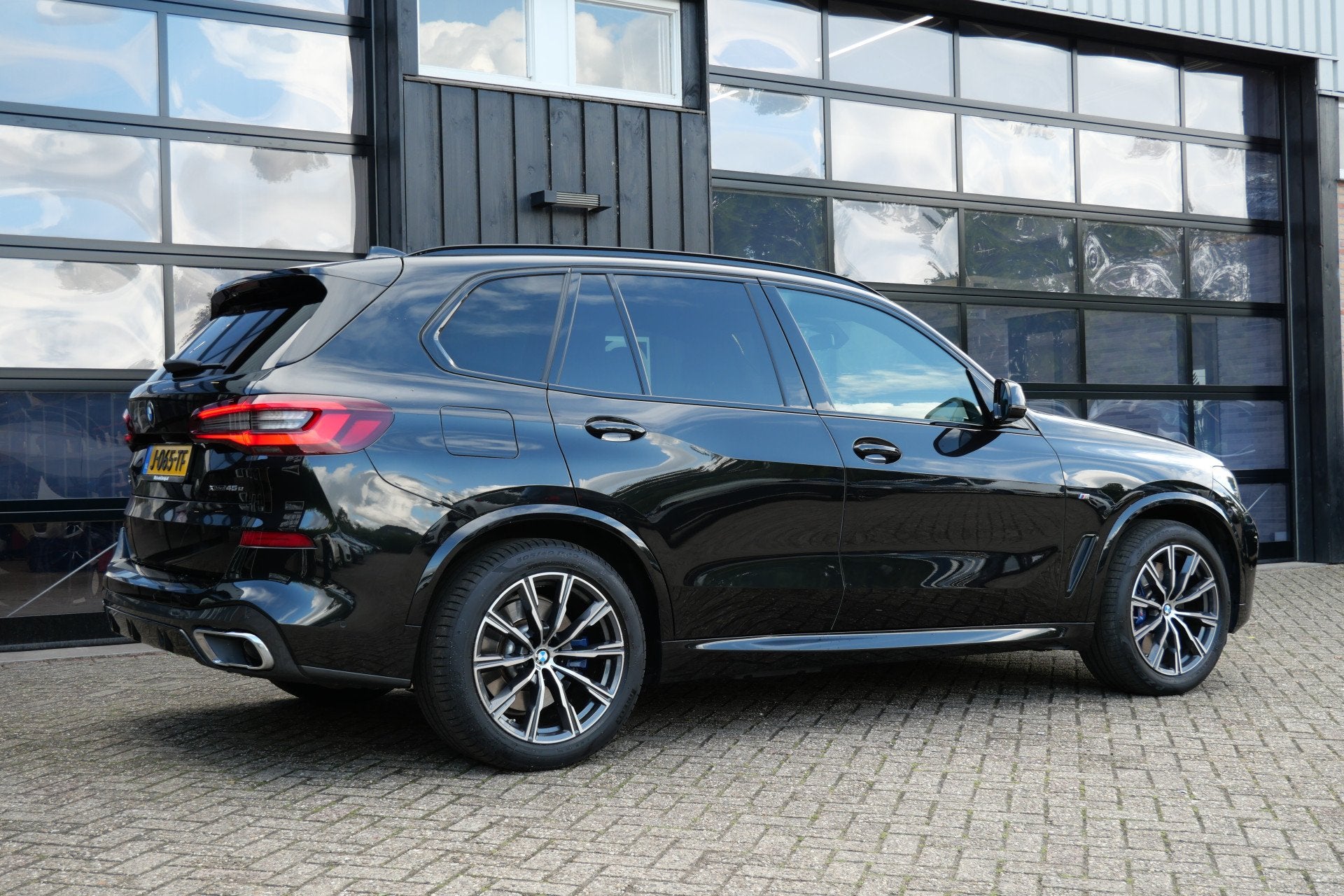 BMW X5 xDrive45e High Executive | NL-Auto | Dealer Onderhoud, Auto's, Dealer onderhouden, Gebruikt, Zwart, Vierwielaandrijving