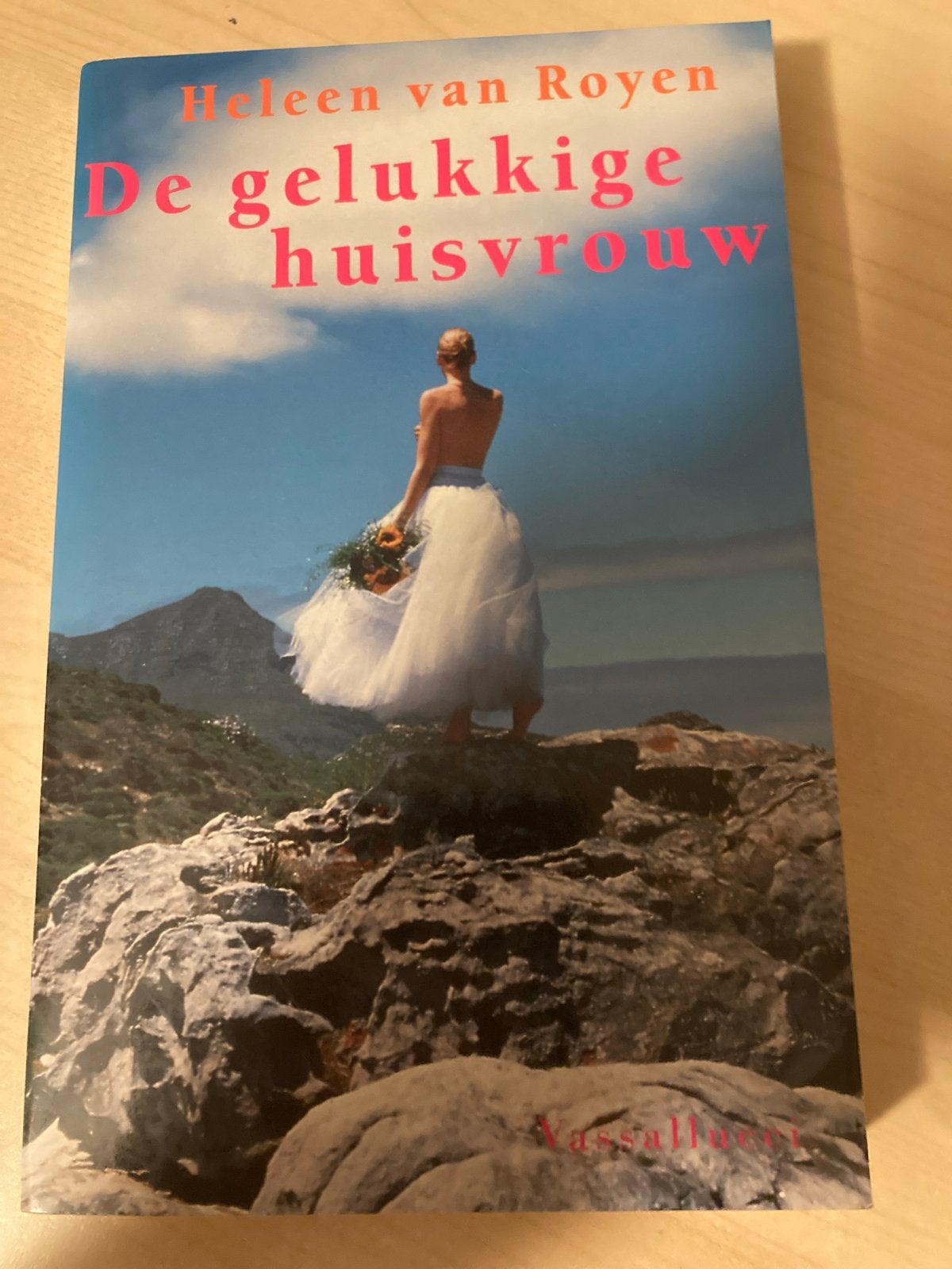 De gelukkige huisvrouw - Heleen van Royen, Ophalen of Verzenden, Gelezen, Nederland