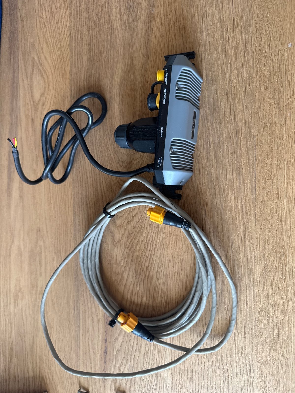 Simrad RI-10 interface voor 3G en 4G radar, Watersport en Boten, Ophalen of Verzenden, Gebruikt, Radar