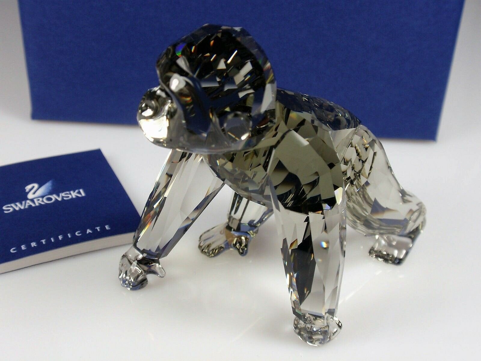 Swarovski gorillajong, Verzamelen, Swarovski, Ophalen of Verzenden, Zo goed als nieuw, Figuurtje