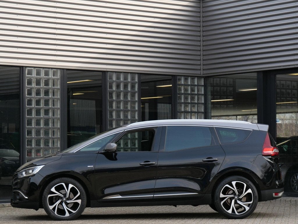 Renault Grand Scénic 1.2TCe BOSE/ 7-PEROONS/ LEER/ CAMERA/, Voorwielaandrijving, 4 cilinders, 1850 kg, Zwart