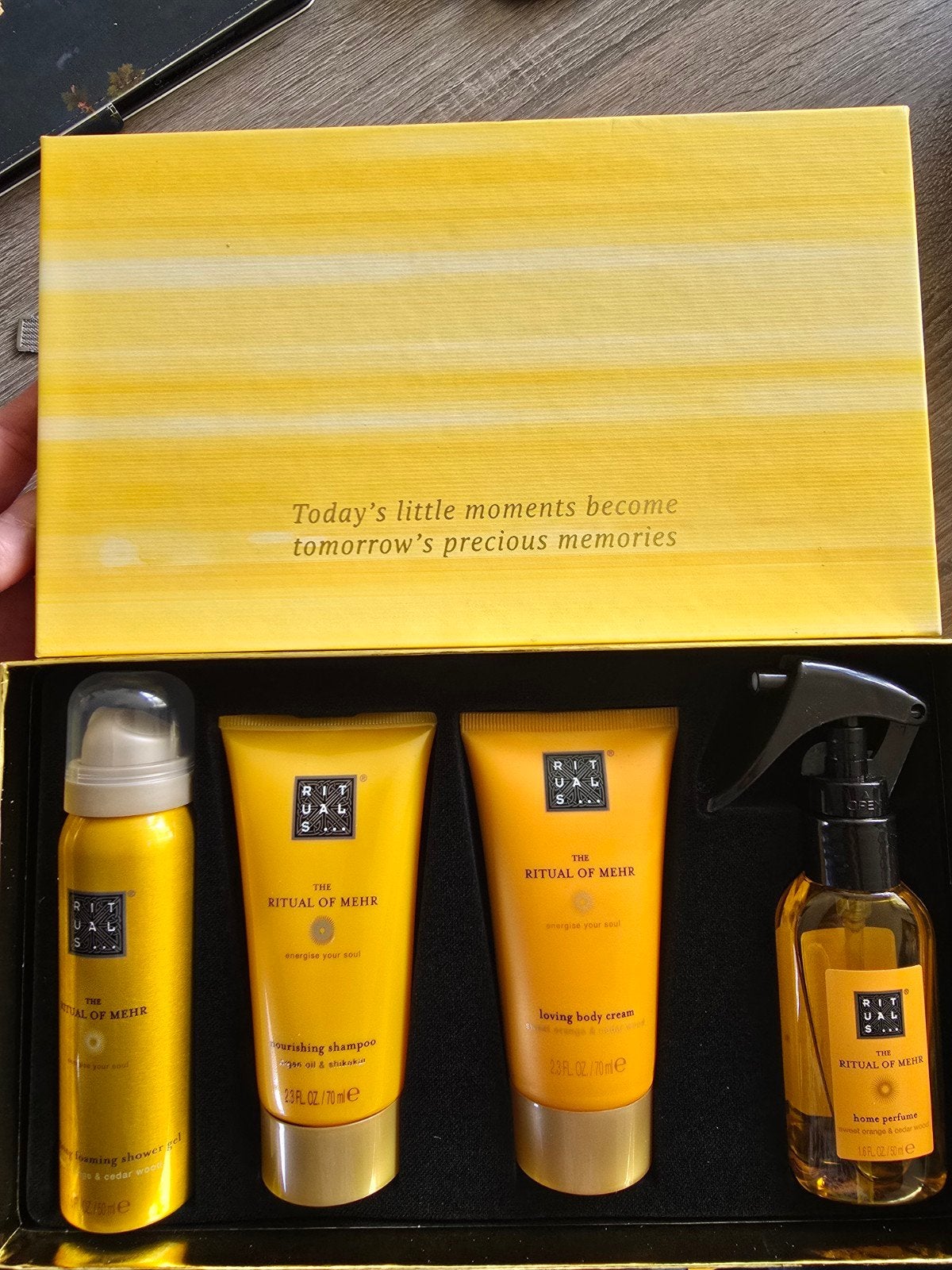 Rituals The Ritual of Mehr Cadeauset 70ml, Ophalen of Verzenden, Nieuw, Bad & Douche