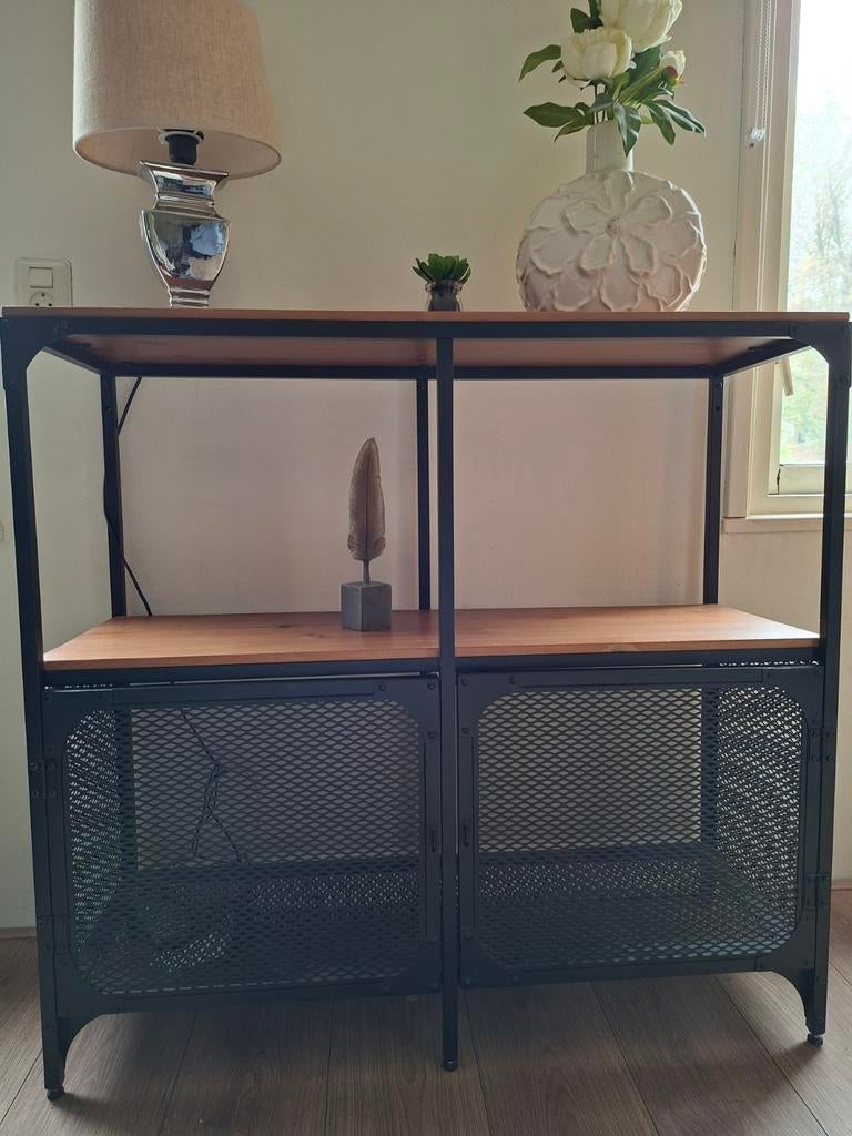 IKEA FJÄLLBO Stellingkast/Dressoir - Industrieel Design, Ophalen, Gebruikt