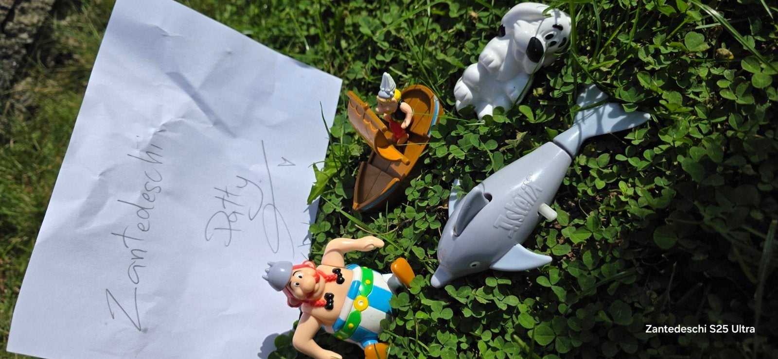 Diverse speelfiguren: Asterix, Mickey Mouse, dolfijn, hond, Ophalen of Verzenden, Gebruikt, Jongen of Meisje